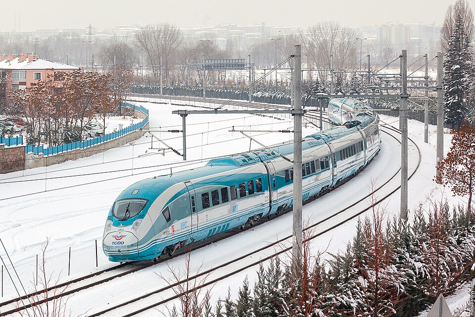 Yüksek Hızlı Tren